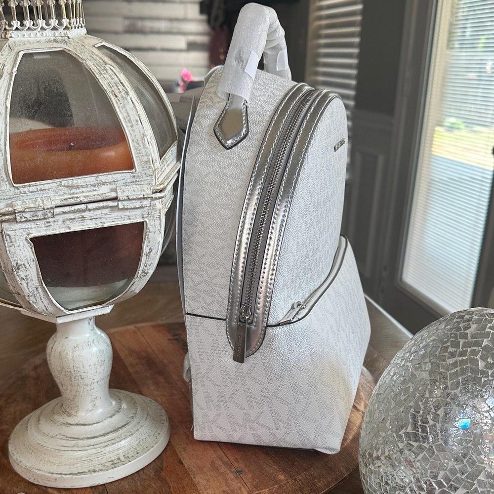 MICHAEL Michael Kors White Signature MK Dome Backpack - Picture 4 of 8